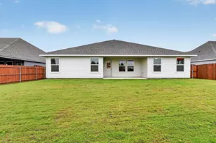 213 Sandstone Cir, Granbury, TX 76048 - Photo 21