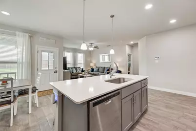 517 Frenchpark Drive, Fort Worth, TX 76052 - Photo 9
