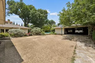 8423 Santa Clara Dr, Dallas, TX 75218 - Photo 33