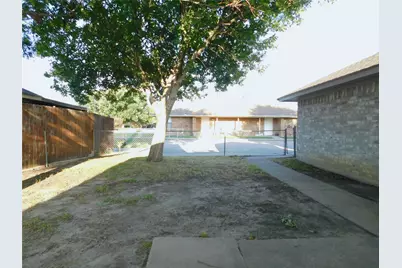 3109 N Bell Avenue, Denton, TX 76207 - Photo 29