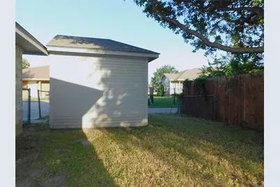 3109 N Bell Avenue, Denton, TX 76207 - Photo 33