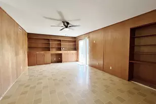 3641 Townsend Dr, Dallas, TX 75229 - Photo 5