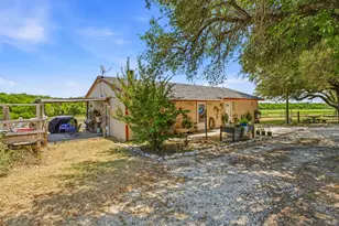 4611 Co Rd 226, Stephenville, TX 76401 - Photo 17