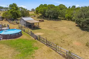 4611 Co Rd 226, Stephenville, TX 76401 - Photo 37