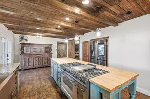 7632 Tallow Dr, Irving, TX 75063 - Photo 9