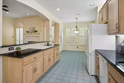 6853 Colonnade Drive, Plano, TX 75024 - Photo 11