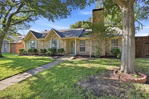 250 Creekside Ln, Coppell, TX 75019 - Photo 3
