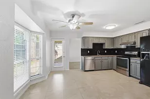 250 Creekside Ln, Coppell, TX 75019 - Photo 15