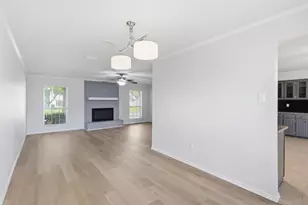 250 Creekside Ln, Coppell, TX 75019 - Photo 11