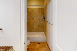 4516 Gilbert Ave, Dallas, TX 75219 - Photo 19