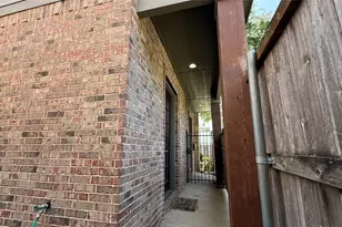 4516 Gilbert Ave, Dallas, TX 75219 - Photo 27