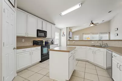 1303 Fayette Court, Wylie, TX 75098 - Photo 11