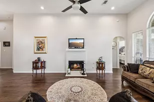 4600 Angelina Way, Fort Worth, TX 76137 - Photo 5