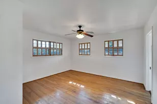 1122 W Main St, Waxahachie, TX 75165 - Photo 9