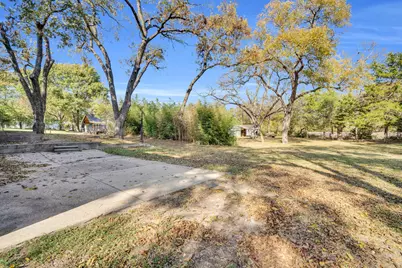 1122 W Main Street, Waxahachie, TX 75165 - Photo 3