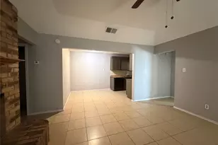 1712 San Rafael St, Fort Worth, TX 76134 - Photo 5