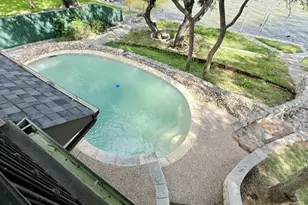 201 Casas Del Sur St, Granbury, TX 76049 - Photo 3