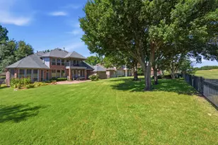 869 Thomas Crossing Dr, Fort Worth, TX 76028 - Photo 35