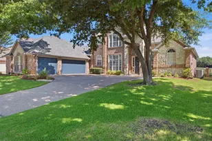 869 Thomas Crossing Dr, Fort Worth, TX 76028 - Photo 9