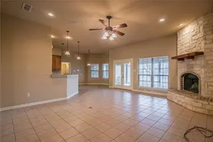5957 Stacy Ln, Weatherford, TX 76087 - Photo 9