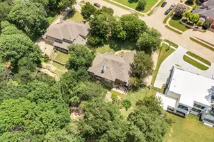 1811 Magic Valley Ln, Cedar Hill, TX 75104 - Photo 27