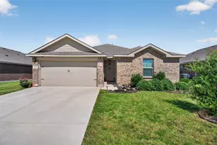 717 Durango Ln, Cleburne, TX 76033 - Photo 1
