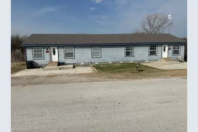121 Windy Creek, Springtown, TX 76082 - Photo 1