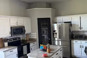 8169 Royal Terrace Ln, Fort Worth, TX 76120 - Photo 3