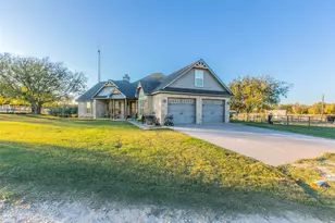 308 Wildflower, McGregor, TX 76657 - Photo 33