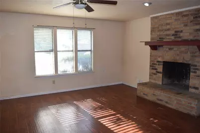 1806 Family Circle, Grand Prairie, TX 75051 - Photo 11
