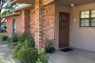 818 Midcreek Dr, Euless, TX 76039 - Photo 3