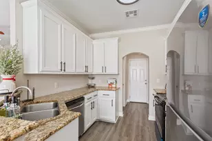 187 Ashland Dr, Woodway, TX 76712 - Photo 11