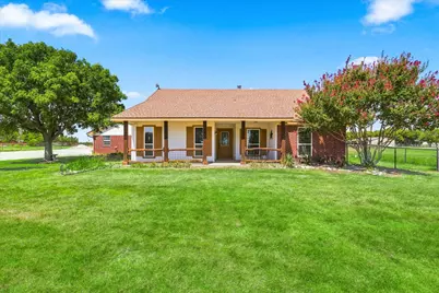 11555 Plainview Road, Krum, TX 76249 - Photo 1