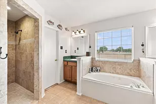 11555 Plainview Rd, Krum, TX 76249 - Photo 19