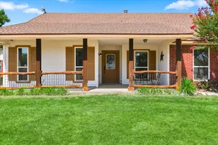11555 Plainview Rd, Krum, TX 76249 - Photo 3