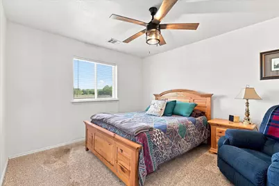 11555 Plainview Road, Krum, TX 76249 - Photo 25
