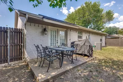 625 Park Center Boulevard, Saginaw, TX 76179 - Photo 17