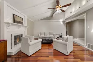 1200 Douglas St, Euless, TX 76039 - Photo 11