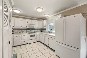 1200 Douglas St, Euless, TX 76039 - Photo 13