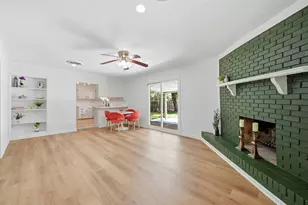 5629 Wharton Dr, Fort Worth, TX 76133 - Photo 9