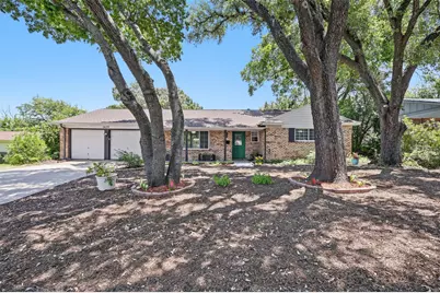 5629 Wharton Drive, Fort Worth, TX 76133 - Photo 1