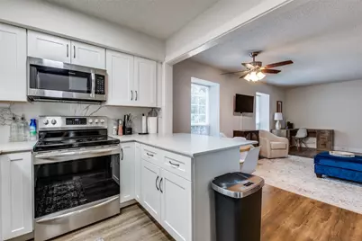 5214 Fleetwood Oaks Avenue #206, Dallas, TX 75235 - Photo 5