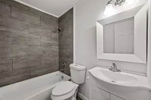 2029 Greenwood Rd, Carrollton, TX 75006 - Photo 11