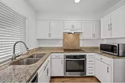 2029 Greenwood Road, Carrollton, TX 75006 - Photo 5