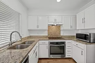 2029 Greenwood Rd, Carrollton, TX 75006 - Photo 5
