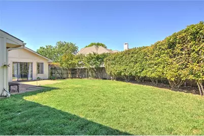 5801 Smoke Glass Trail, Dallas, TX 75252 - Photo 23
