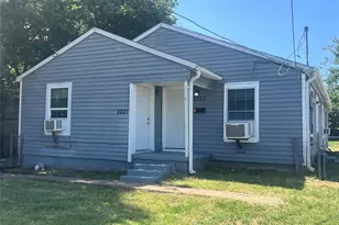 2223 Houston St, Grand Prairie, TX 75050 - Photo 1