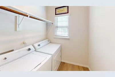 915 Presleigh Drive, Dallas, TX 75253 - Photo 17