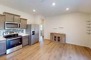 915 Presleigh Dr, Dallas, TX 75253 - Photo 5