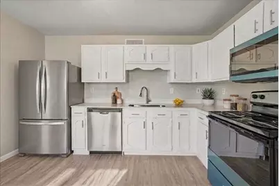 7303 Sorcey Road, Dallas, TX 75249 - Photo 11